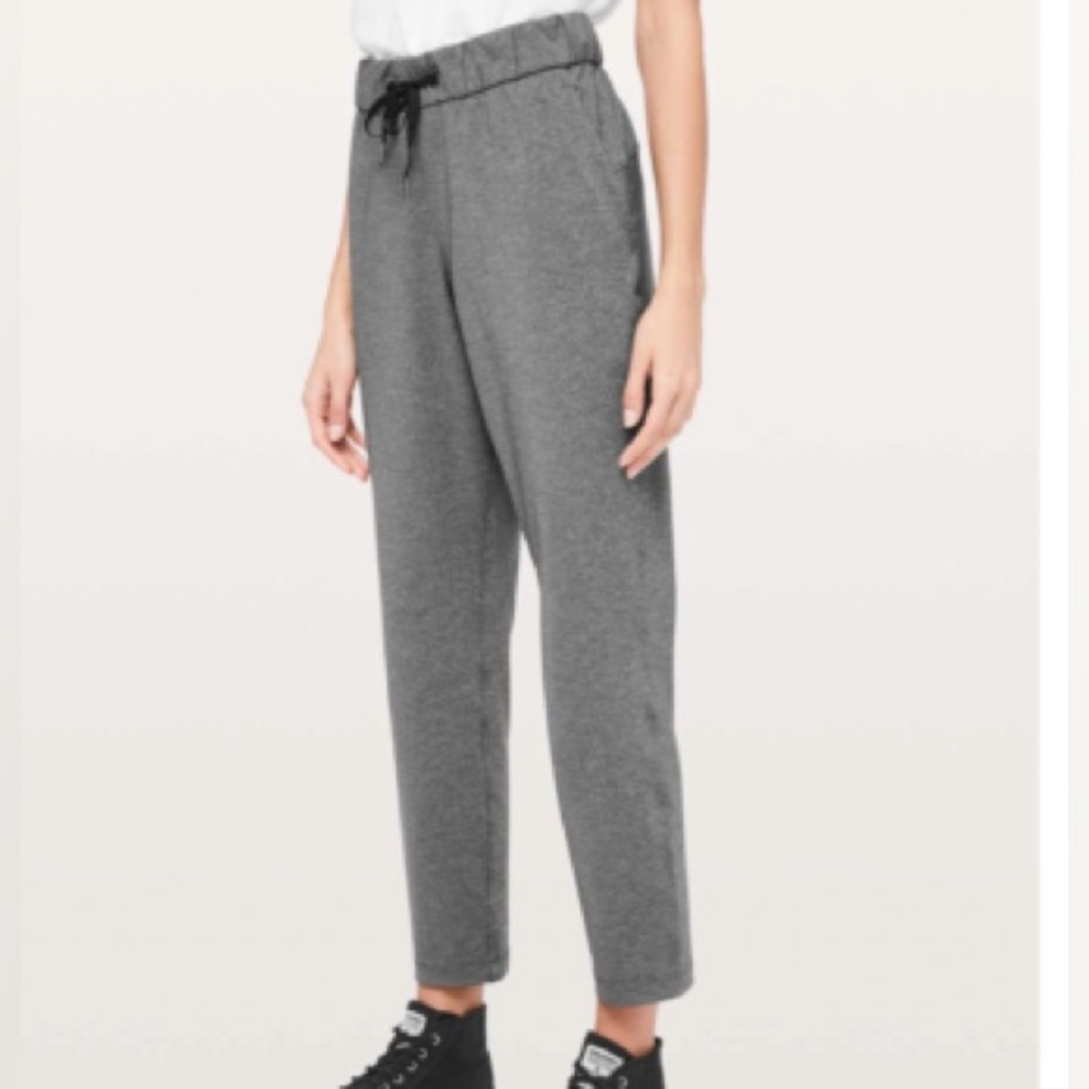 Lululemon On The Fly Pant 27” Luxtreme Heather Black
